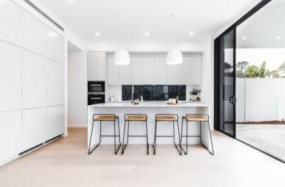 Matt White Handleless Cupboard for Kitchen Modern Furniture with Island Design Modular Kitchen Cabinets