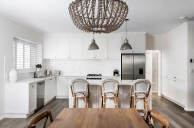 High Quality White Shaker Cupboard L-Shaped Classic Furniture Modular Kitchen Cabinets