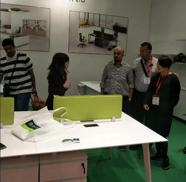 High Quality Desks Executive Melamine MDF Laminated Particle Office Furniture with Storage Cabinet CEO Director Manager, Staff Computer Desk