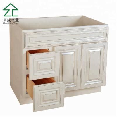 Home Builder Assembly Cabinets with White Shaker Door