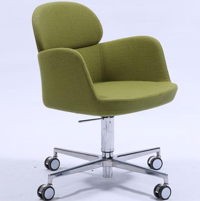 Luxury Moulded Foam Cafes Dining Chair with Castors