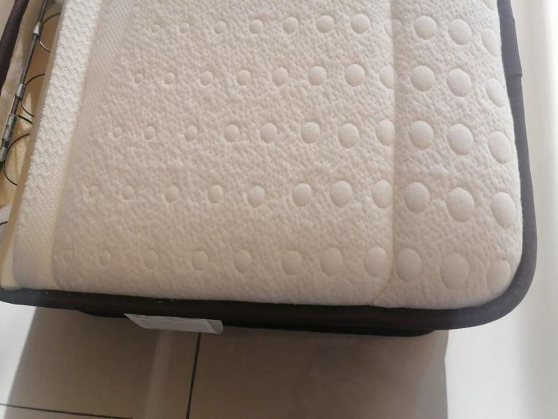 Made in China Modern Bedroom Mattress Antibacterial and Acarid-Proof Spring Mattress