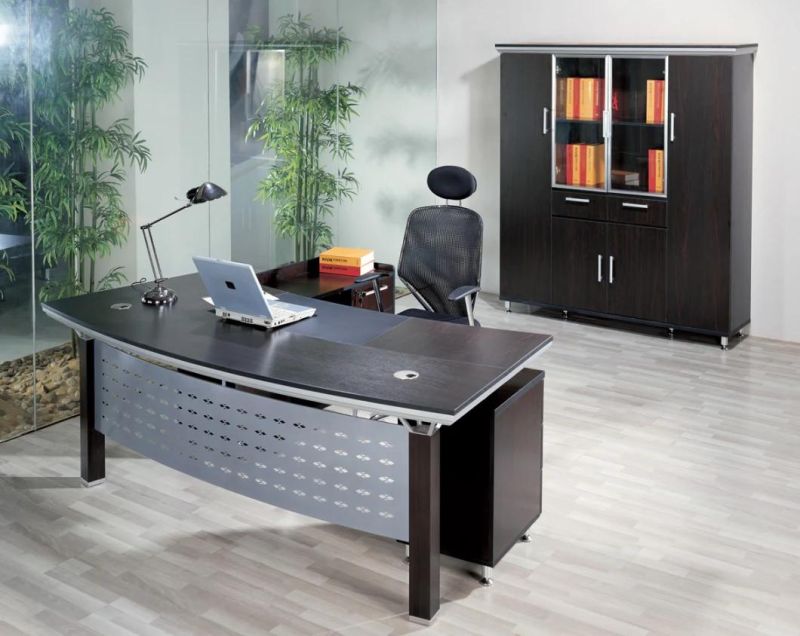 Popular Design Office Furniture Desk Executive Office Table for Boss