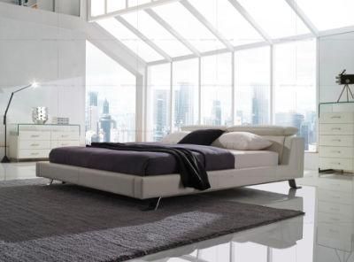 China Modern Bed King Size Bed Leather Bed with Adjustable Headboard USB Bed Gc1698b