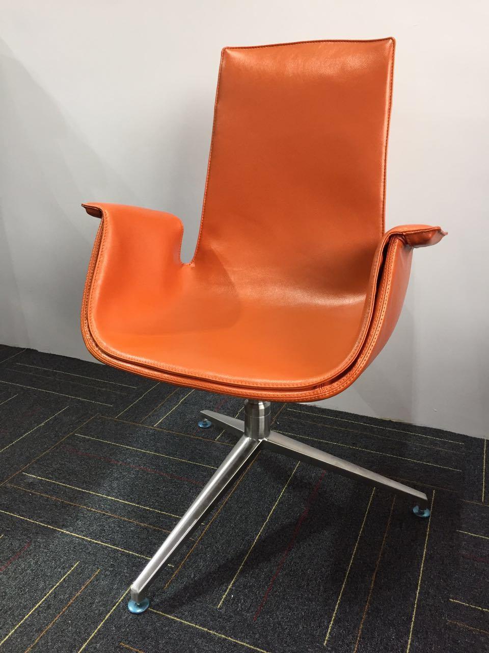 Fiberglass Shell Rotary Conference Chair