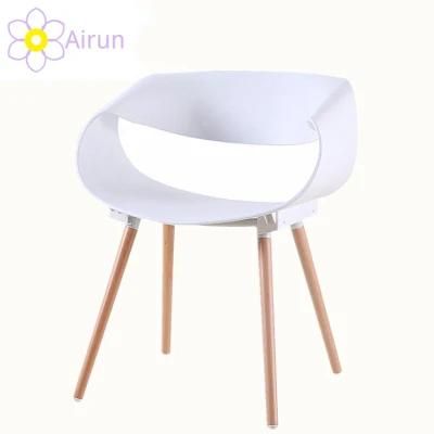 New Design Living Room Furniture Wood Leg PP Leisure Modern Plastic Chair