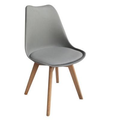 Modern Furniture Nordic PP Grey Plastic Dining Chair Living Room Furniture Restaurant Chair with Wood Legs