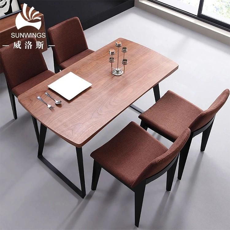 Nordic Wooden Home Furniture Metal Base Wooden Top 6 Seater Dining Table Made in China