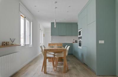 Light Green Pantry Cupboard L-Shaped MDF Modern Kitchen Cabinets Guangzhou