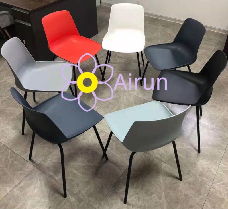 Hot Selling Stackable PP Plastic Cafe Design Dining Chairs with Metal Leg