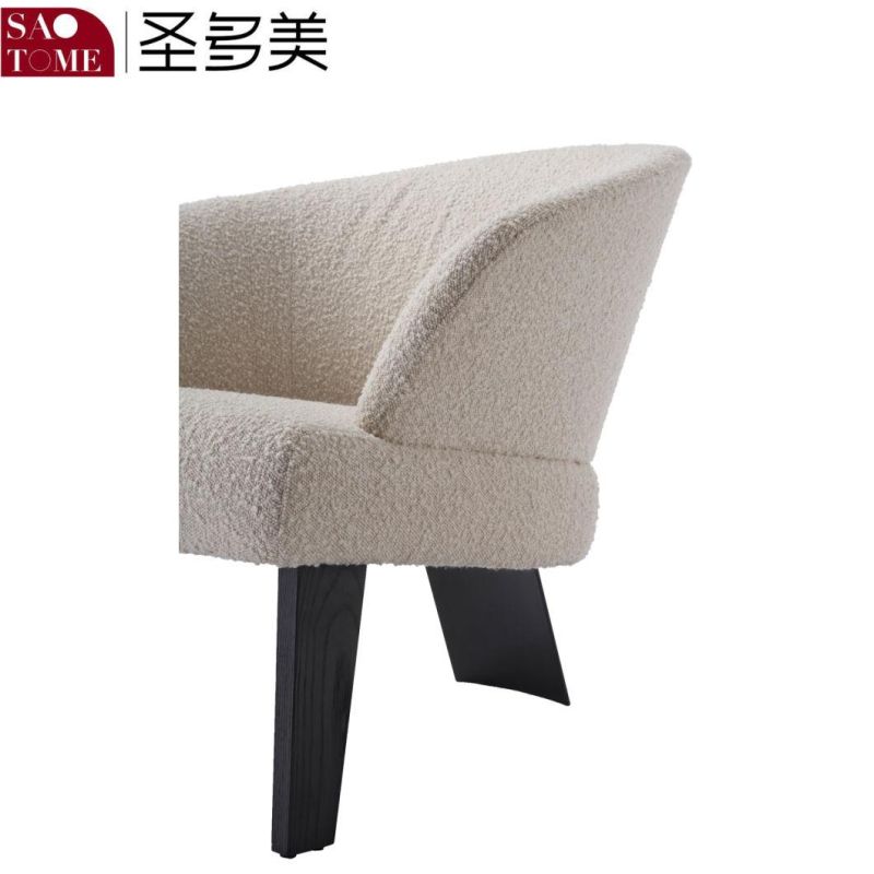 The New Hotel Family Living Room Can Be Customized with Fabric Leisure Chairs