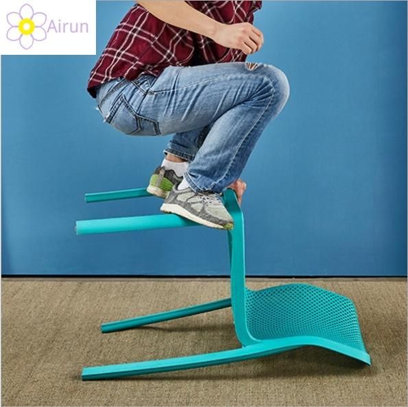 Nordic Minimalist Modern Plastic Dining Chair Fashion Casual Coffee Creative Backrest Balcony Desk Reception Negotiation Chair