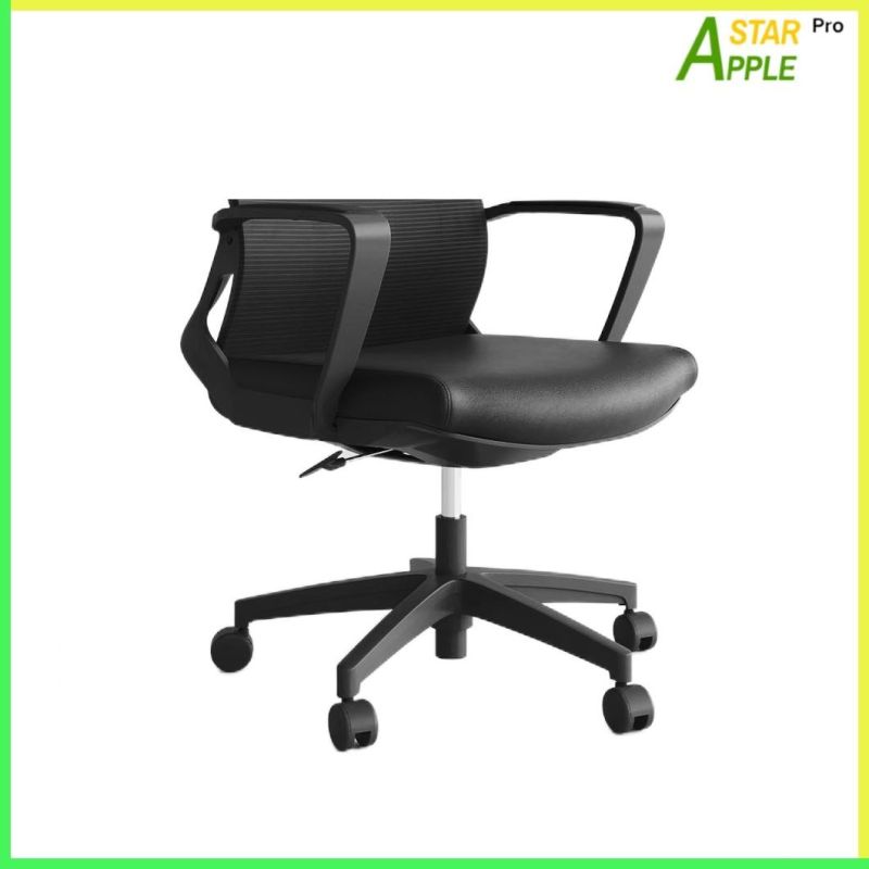 Modern Hotel Indoor Furniture Office Chair with Fabric on Armrest