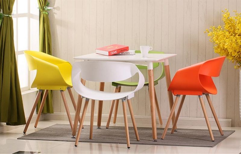 Import Fancy Modern White Wooden Legs Dinner Plastic Chair in China PP Dining Kitchen Plastic Dining Chair for Sale