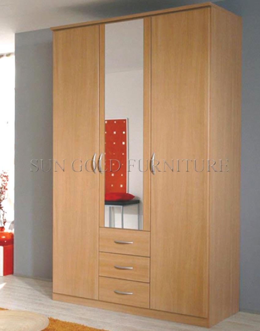 Bedroom Furniture Wardrobe in Beautiful White Gloss Lacquer (SZ-WD061)