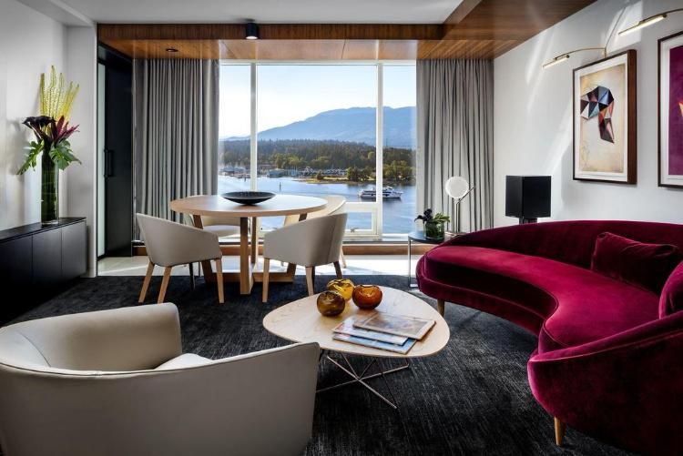 Custom-Luxury-Classical-Hotel-Bedroom-Furniture-Made