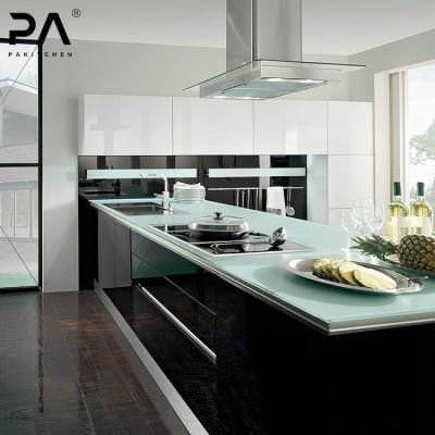 New Model Australia Bespoke Custom Black and White Lacquer Kitchen Cabinet Modern