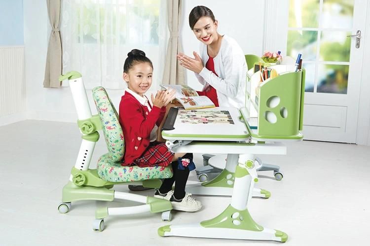 Lovely Healthy Desk and Chair Daycare Furniture Children Table