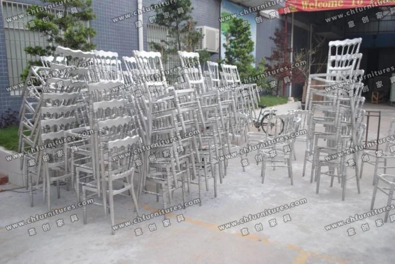 Yichuang New Style Stacking Napoleon Wedding Chair (YC-A32-02)