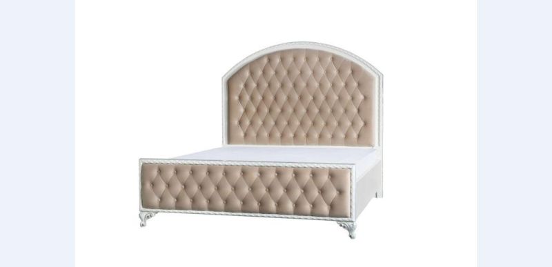 Luxurious Modern Bed with High Quality Made in China
