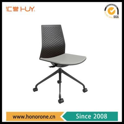 Italian Style Home Furniture Office Chair with Casters and Alumnium Base