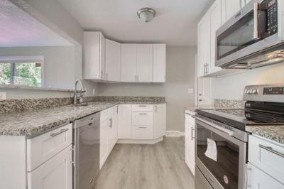 2019 Wooden Home Furniture Kitchen Cabinet Modern White Shaker Style
