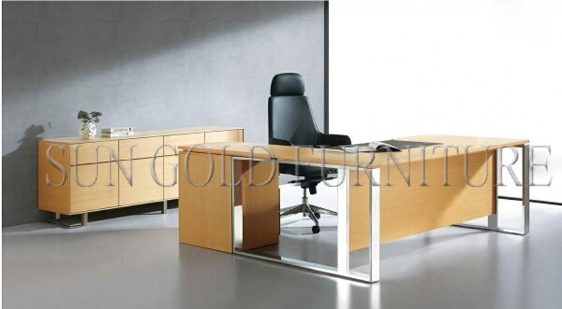 Latest Quality Wooden Office Table Design with Metal Legs (SZ-OD486)