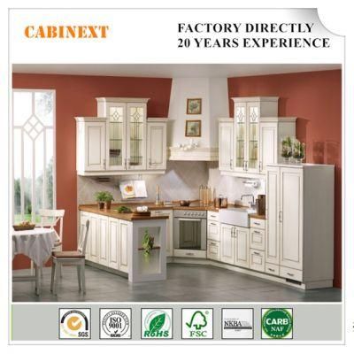 Customized Free Design White Paint Lacquer Kitchen Cabinet in American Style