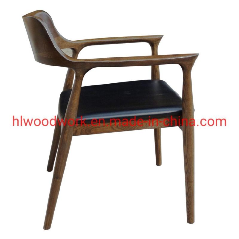 High Quality Hot Selling Modern Design Furniture Dining Chair Oak Wood Walnut Color Black PU Cushion Wooden Chair Furniture Dining Room Furniture Dining Chair