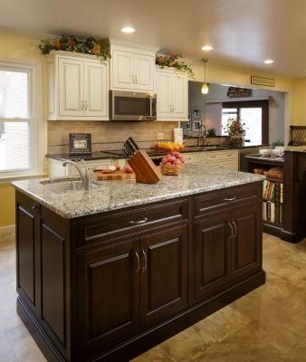 Modern Wooden Kitchen Furniture and Kitchen Cabinet Door Wholesale