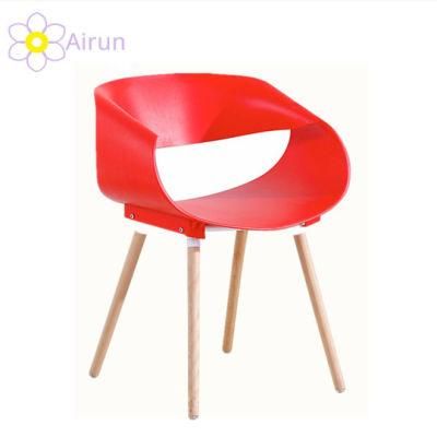Modern Home Furniture Dining Chair Nordic Style Beech Wood Leg PP Seat Plastic Chair