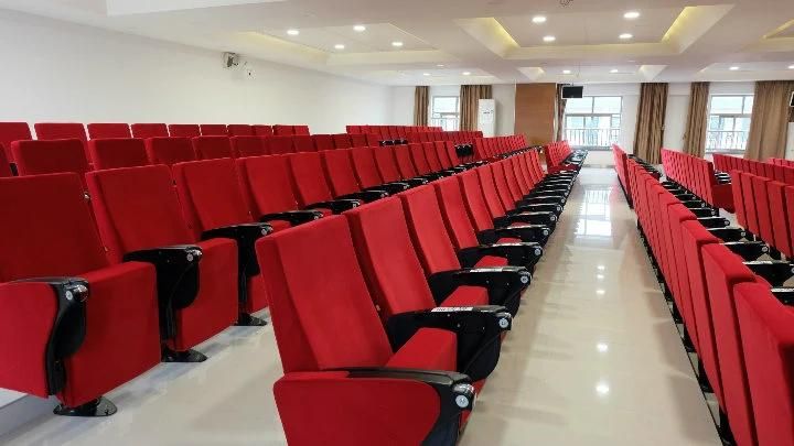 Classroom Lecture Hall Audience School Lecture Theater Auditorium Theater Church Seating