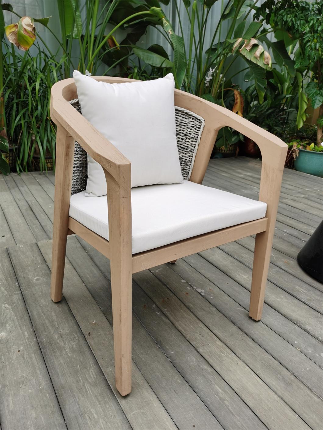 Modern Style Wooden Outdoor Garden Patio Outdoor Rattan Furniture Chair