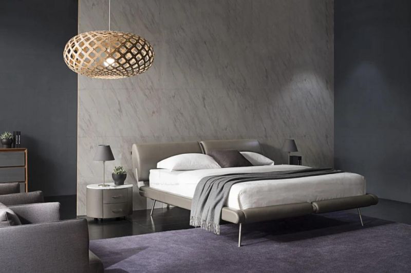 Customized Home Furntiure Italian Style Bedroom Bed Wall Bed with Metal Legs Gc1700