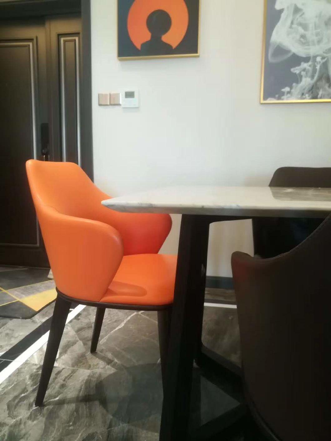 Chinese Fty Wholesale Diningroom Furniture Genuine Leather Upholstery with Solid Wood Legs Dining Chair