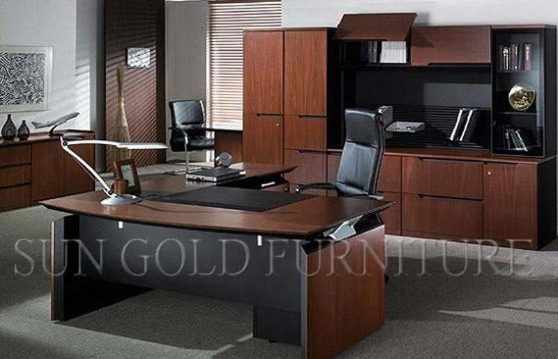 on Sale Wooden Black CEO Boss Office Desk Office Table Furniture (SZ-OD126)