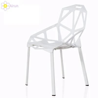 Wholesale Modern PP Seat Metal Legs Chairs Plastic Dining Room Chair for Sale