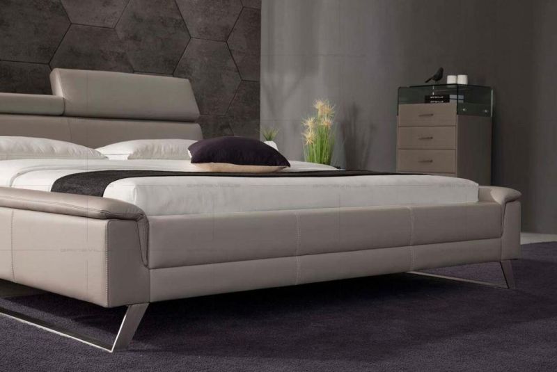Modern Home Furniture Leather King Bed with Adjustable Headrest Gc1715