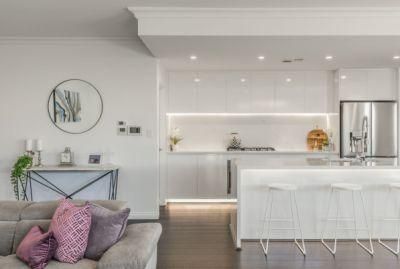 Australian Project Moder High Gloss White Seamless Edge Banding Modular Kitchen Cabinets