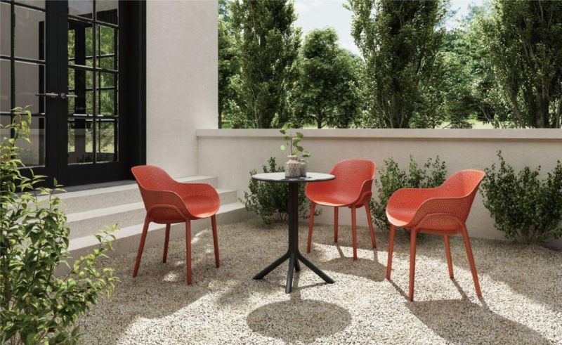 Wholesale Outdoor Furniture Modern Style Garden Furniture Erie Plastic Chair Eco-Friendly PP Armrest Dining Chair