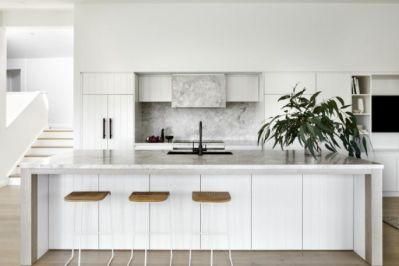 Thoughtfully Designed White Lacquer Board Undersink Quartz Stone Benchtop Beadboard Rta Kitchen Cabinets