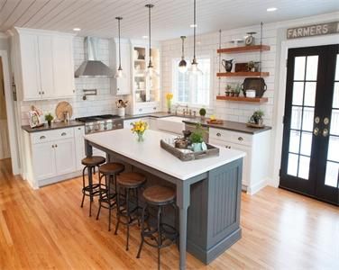 Minimalist Style Long Lasting Freestanding Modular Solid Wood Kitchen Cabinet