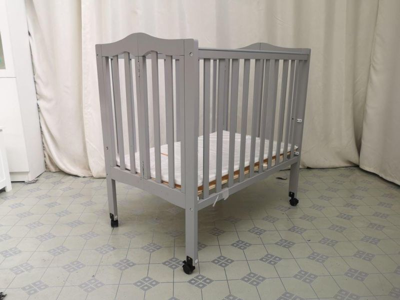 Hot-Selling Wood Folding Portable Mini Baby Crib Furniture