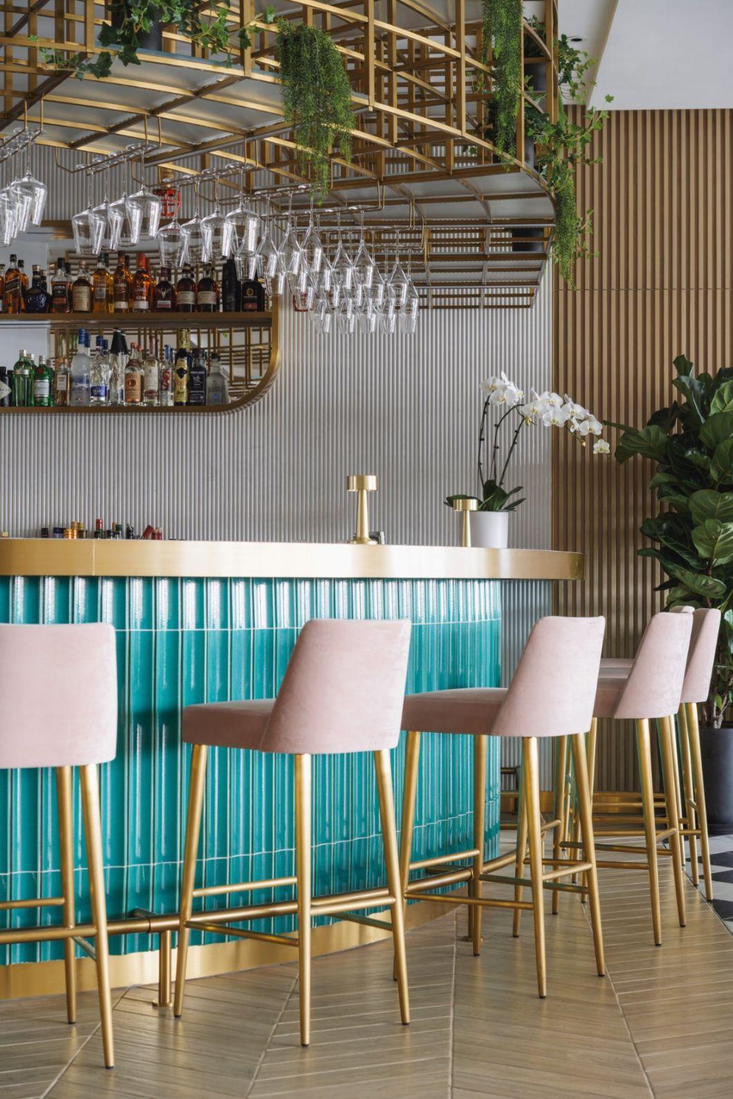 Modern Restaurant Furniture with Bar Station and Stool Set for Hotel Bar Area