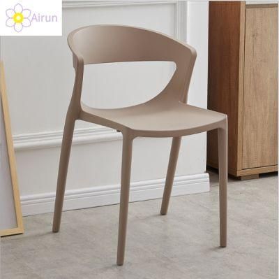 Simple Plastic Injection PP One-Piece Molding Outdoor Multi-Purpose Beach Picnic Plastic Adult Backrest Dining Chair