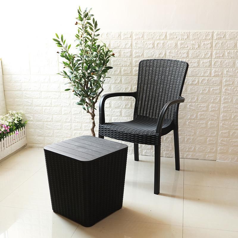 Modern Stackable Plastic Dining Chair with Arm