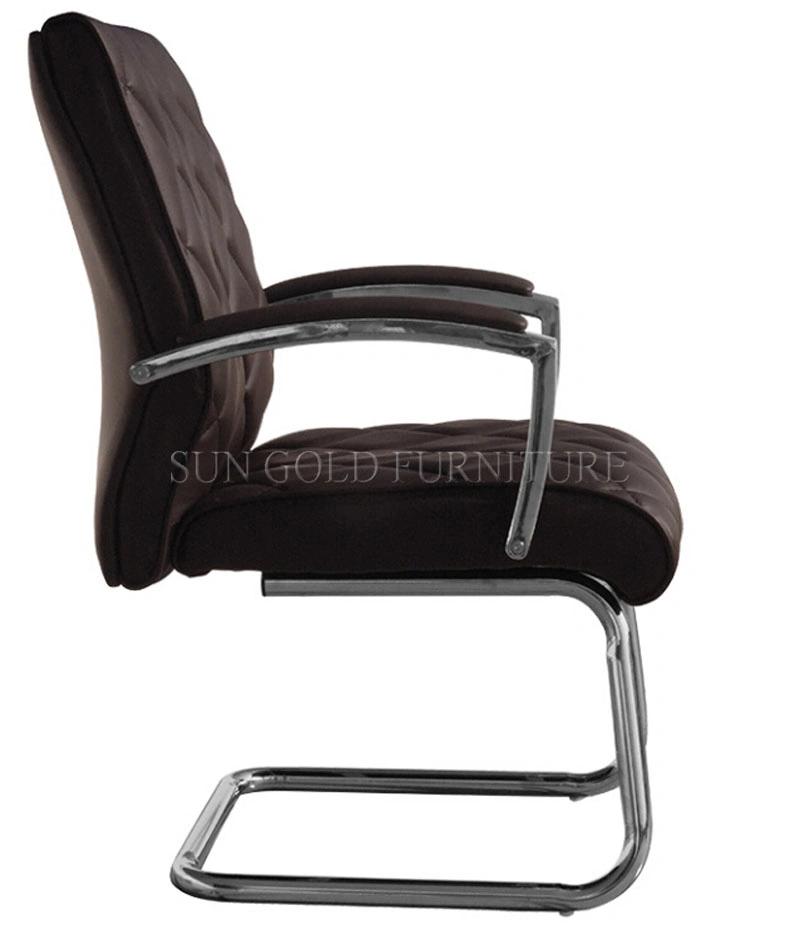 Gridiron Pattern Surface and Fixed Armrests Leather Chair (SZ-OC130-1)