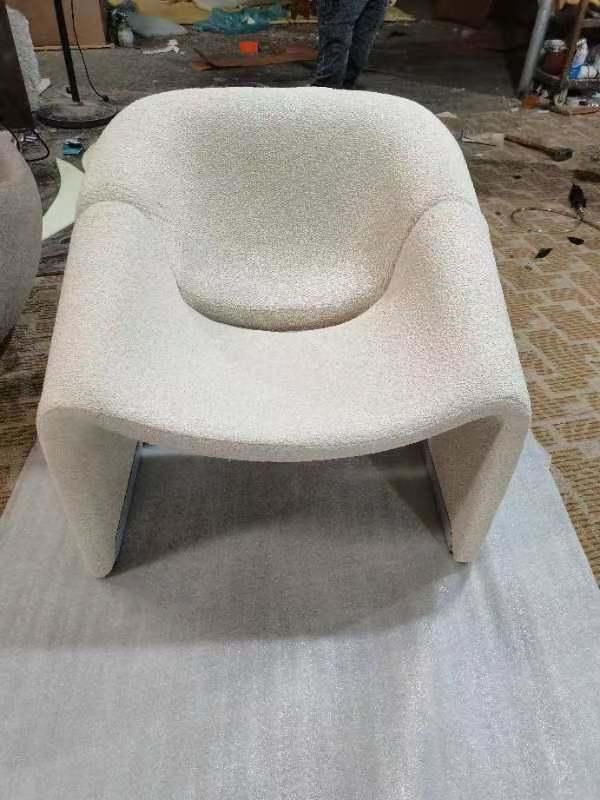 Modern M Shape Lobby Chairs Fiberglass Groovy Lounge Chair for Hotel Furniture