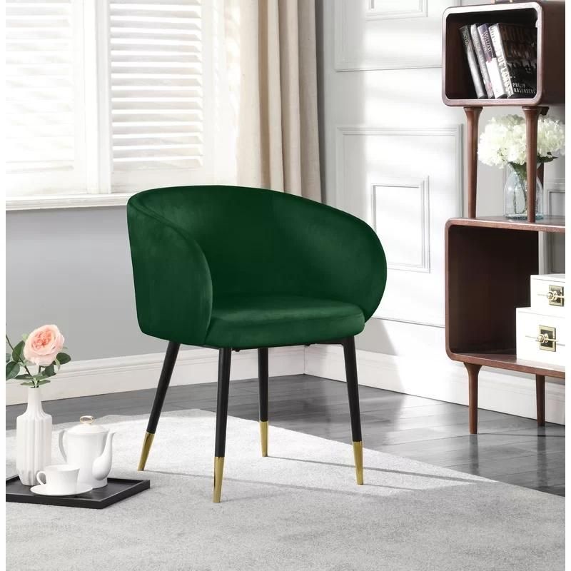 Home Hotel Conference Leisure Ergonomic Cross Back Sedie Green Fabric Living Room Chair with Golden Black Legs