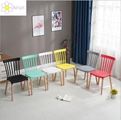 Wholesale Cateferia Commercial Plastic Windsor Dining Chair with Wood Legs